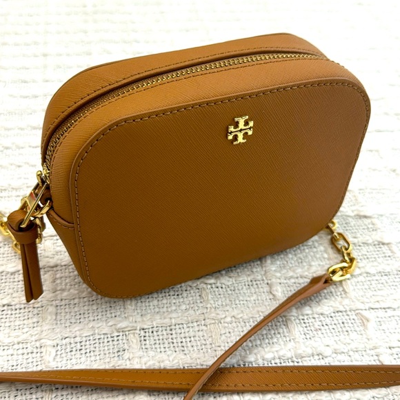 Tory Burch Handbags - Tory Burch Robinson Round Crossbody Mini Bag